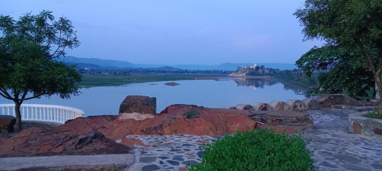 Prime Neelkanth Forest Retreat Resort Tehla Esterno foto