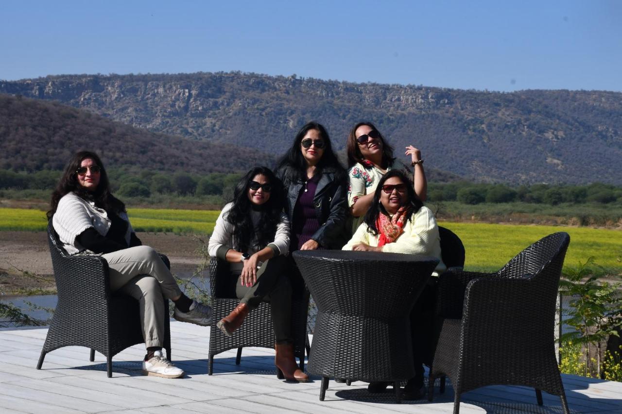 Prime Neelkanth Forest Retreat Resort Tehla Esterno foto