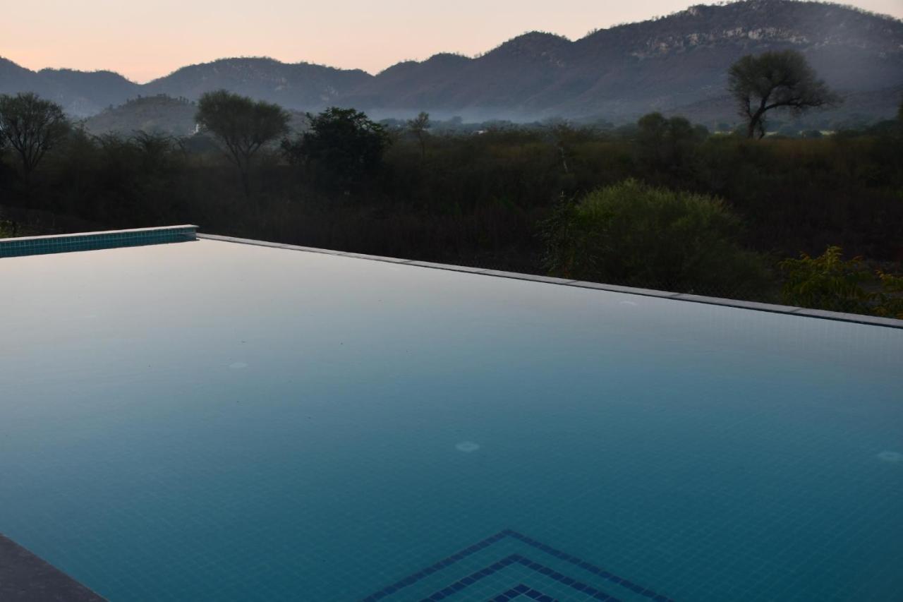 Prime Neelkanth Forest Retreat Resort Tehla Esterno foto