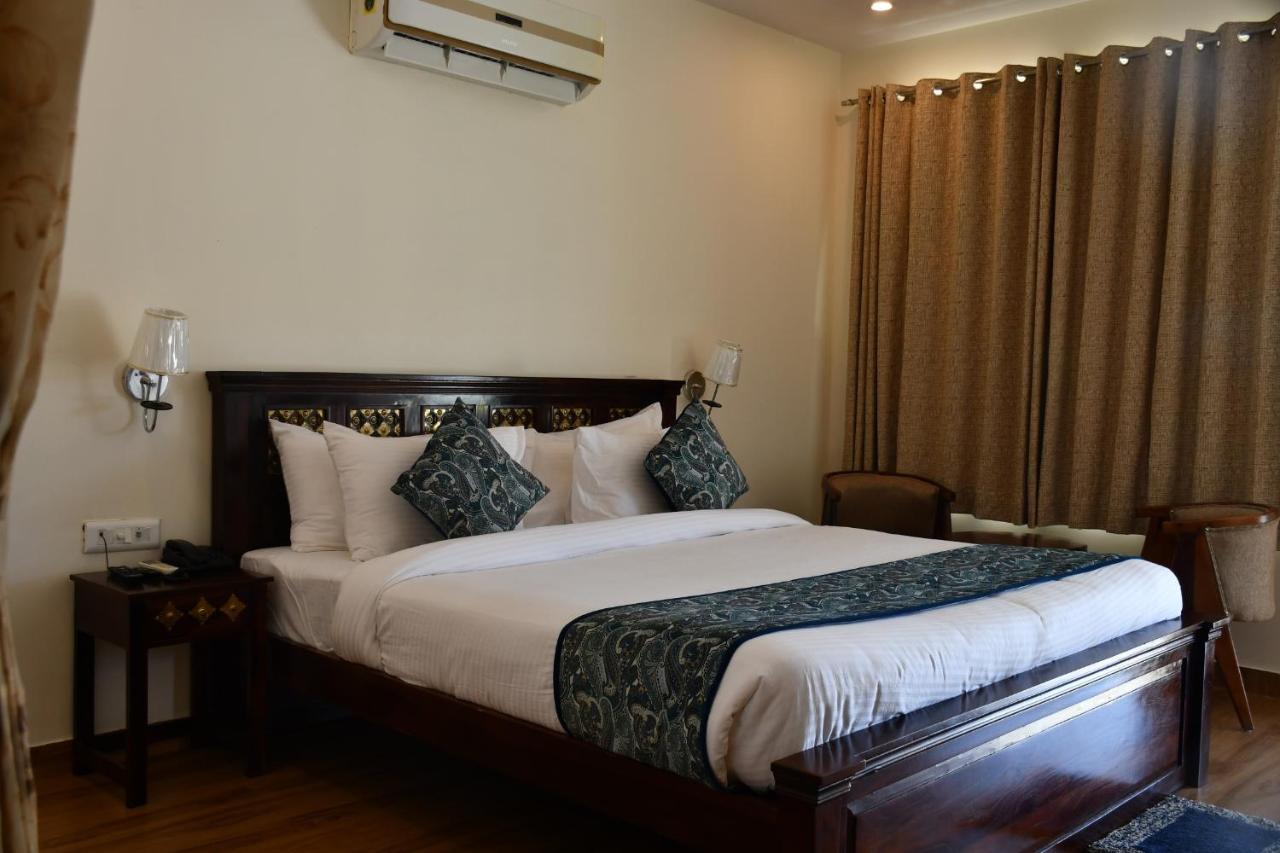 Prime Neelkanth Forest Retreat Resort Tehla Esterno foto